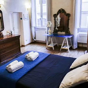 Apartment Domus Titiana Amazing In Trastevere, Rome